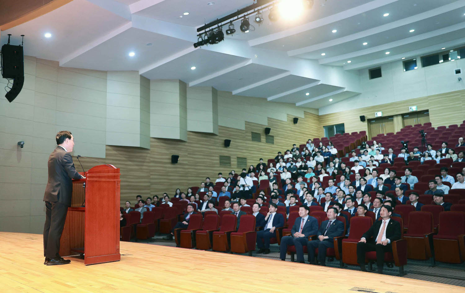 산업통상자원부 이창양 장관 이임식 이미지 4