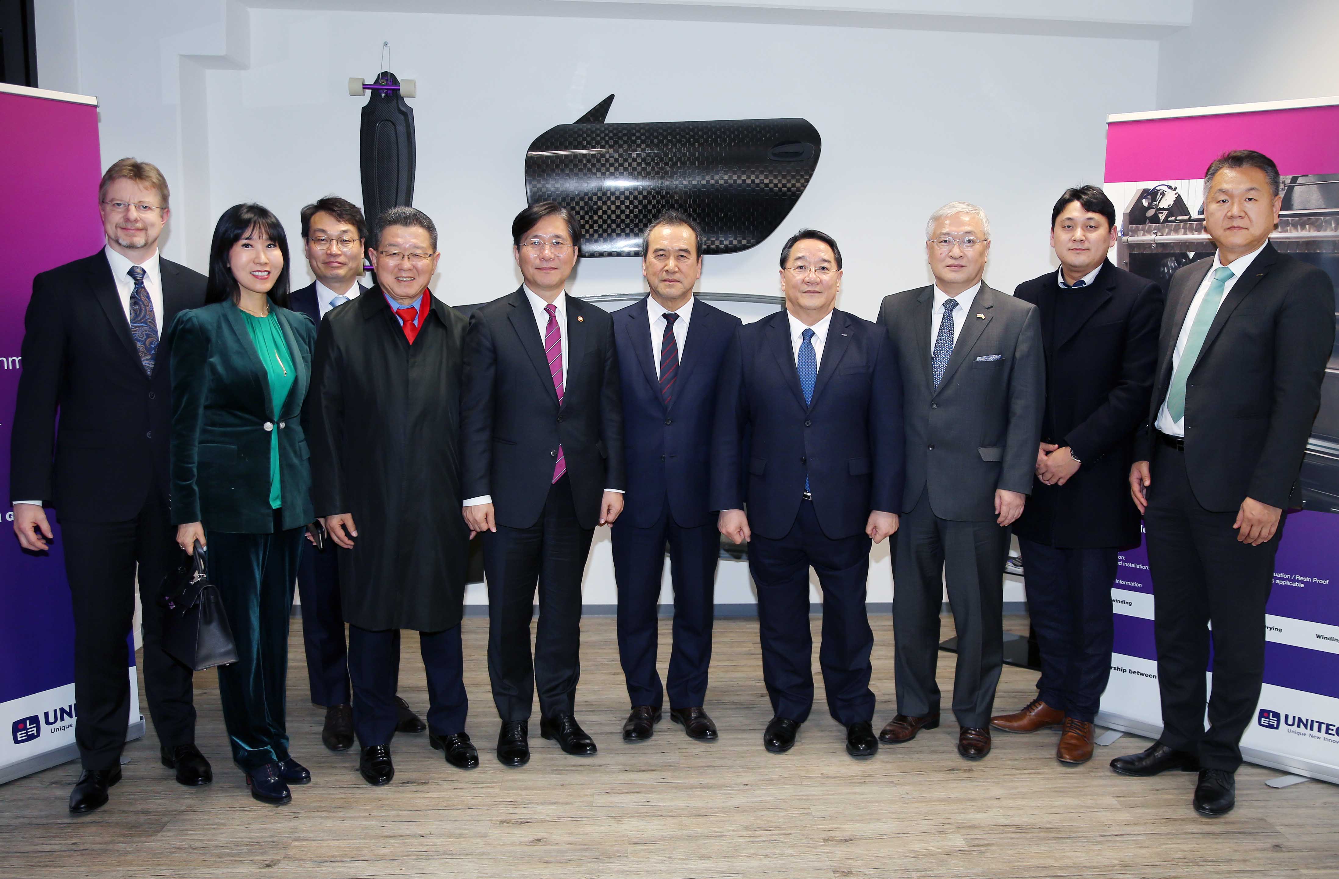 포토뉴스 < 정책뉴스 < 알림·뉴스 산업통상자원부 홈페이지 산업통상자원부