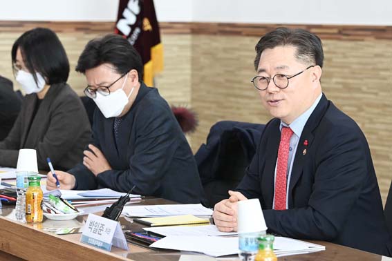 중견기업 산업 현장 간담회 이미지 0